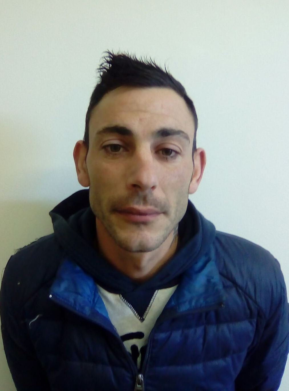 SIRACUSA – VIOLA SORVEGLIANZA SPECIALE CON OBBLIGO DI DIMORA ... SIRACUSA – VIOLA SORVEGLIANZA SPECIALE CON OBBLIGO DI DIMORA ...