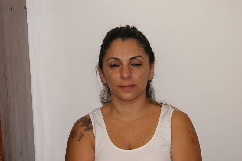 Canicattini Bagni Sr Trovate In Possesso Di Liquori E Generi Alimentari Rubati Arrestate Dai Carabinieri Della Stazione Radio Audizioni Mediterranea