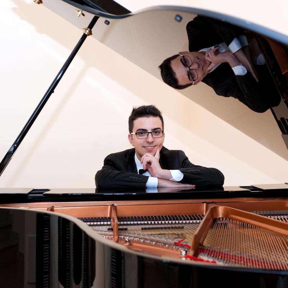 Drapeau Paix Et Liberté Avec Colombe Blanche - 90x150 Cm, Polyester Premium, Finition Renforcée