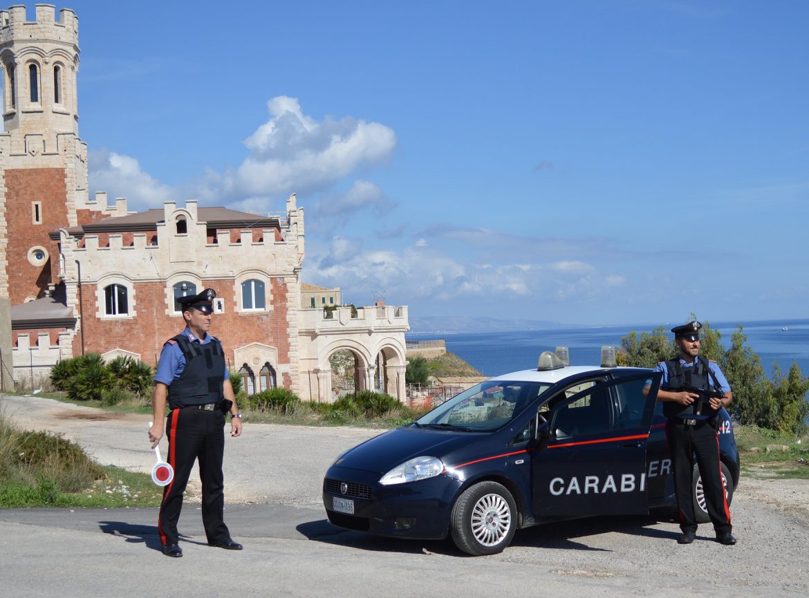 NOTO (SR) –  CONTROLLI DEI CARABINIERI DELLA COMPAGNIA DI NOTO: 7 PERSONE DEFERITE ALL’A.G..