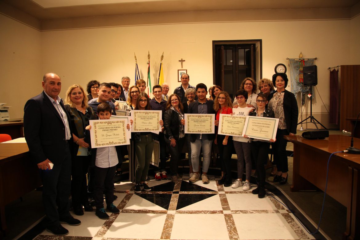 ISPICA Cerimonia di premiazione  per il primo concorso cittadino di poesia organizzato dall’associazione culturale “Le Muse”.