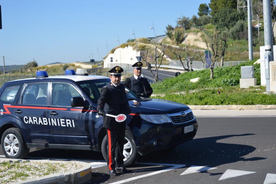 NOTO (SR) –  EVADE DAI DOMICILIARI: ARRESTATO DAI CARABINIERI.