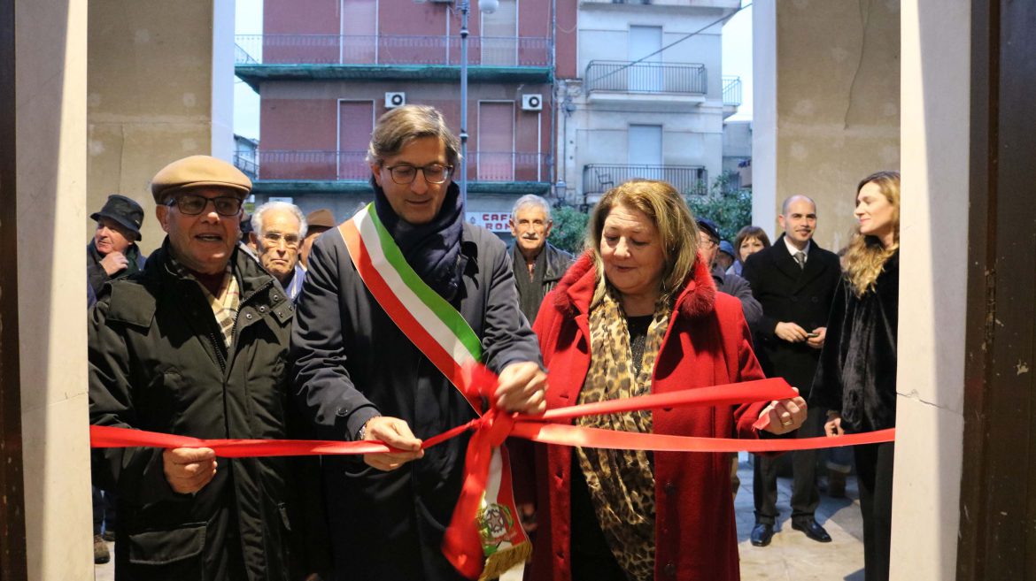 ROSOLINI – Progetto “Un’opera al giorno”:  Inaugurato l’ascensore della sede centrale del Palazzo Comunale di via Roma 