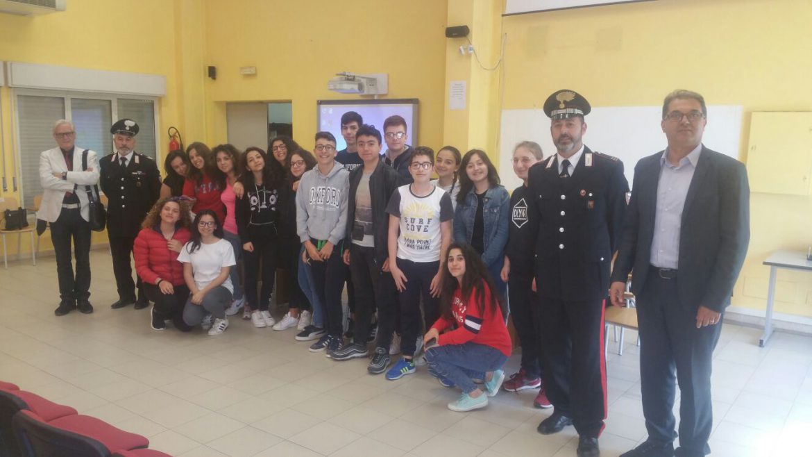 AVOLA (SR) –   I CARABINIERI INCONTRANO GLI STUDENTI DELL’ISTITUTO MAJORANA.