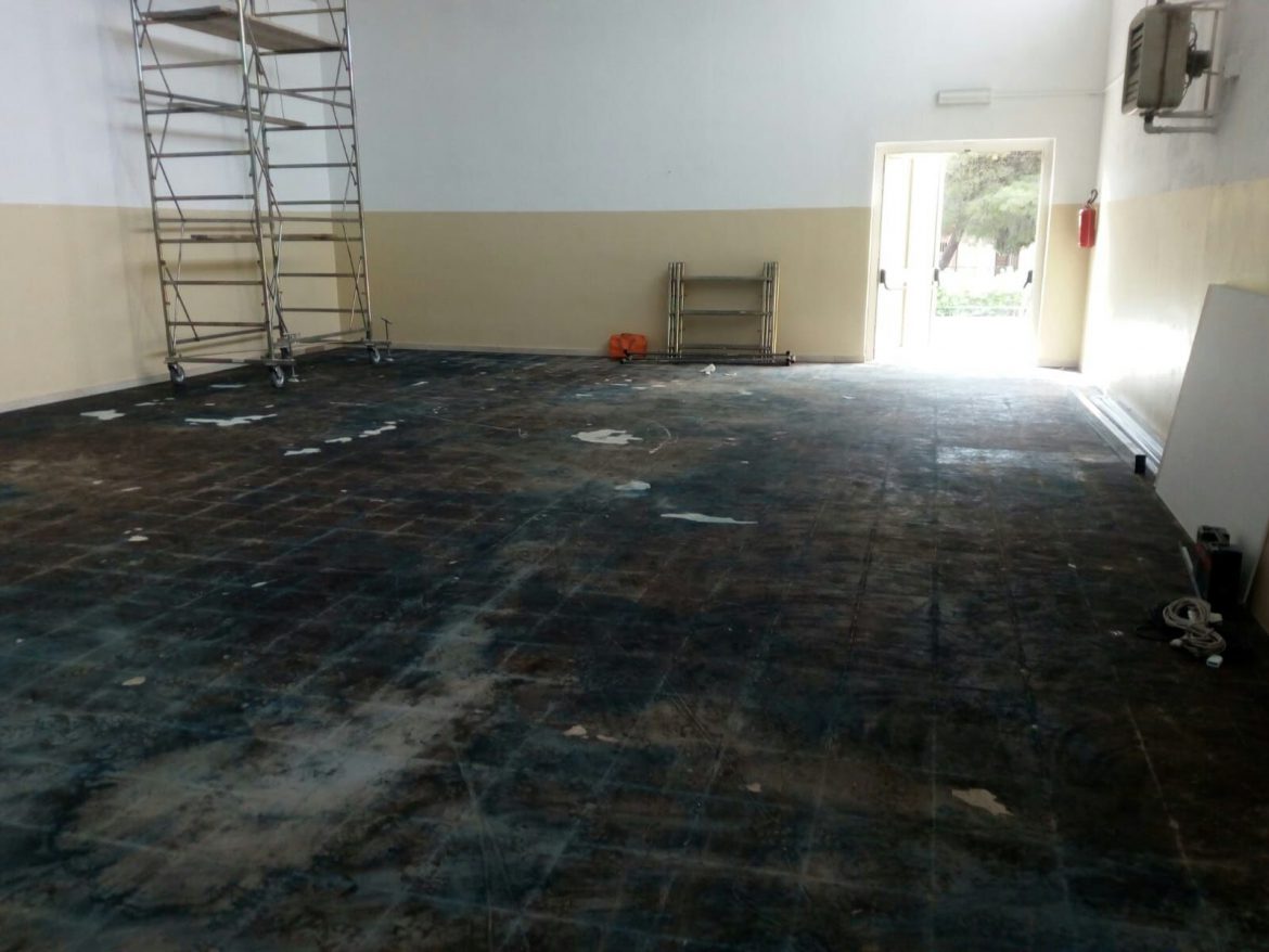 ISPICA – Avviati, da qualche giorno, i lavori presso la palestra del plesso scolastico San Giuseppe.