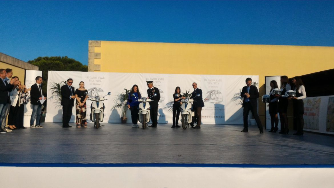 PROGETTO  LEGALITA’ – CONCORSO   “UN CASCO VALE UNA VITA”    10^ EDIZIONE  GRANDE SUCCESSO PER LA GIORNATA CONCLUSIVA CON LA PREMIAZIONE DEI VINCITORI