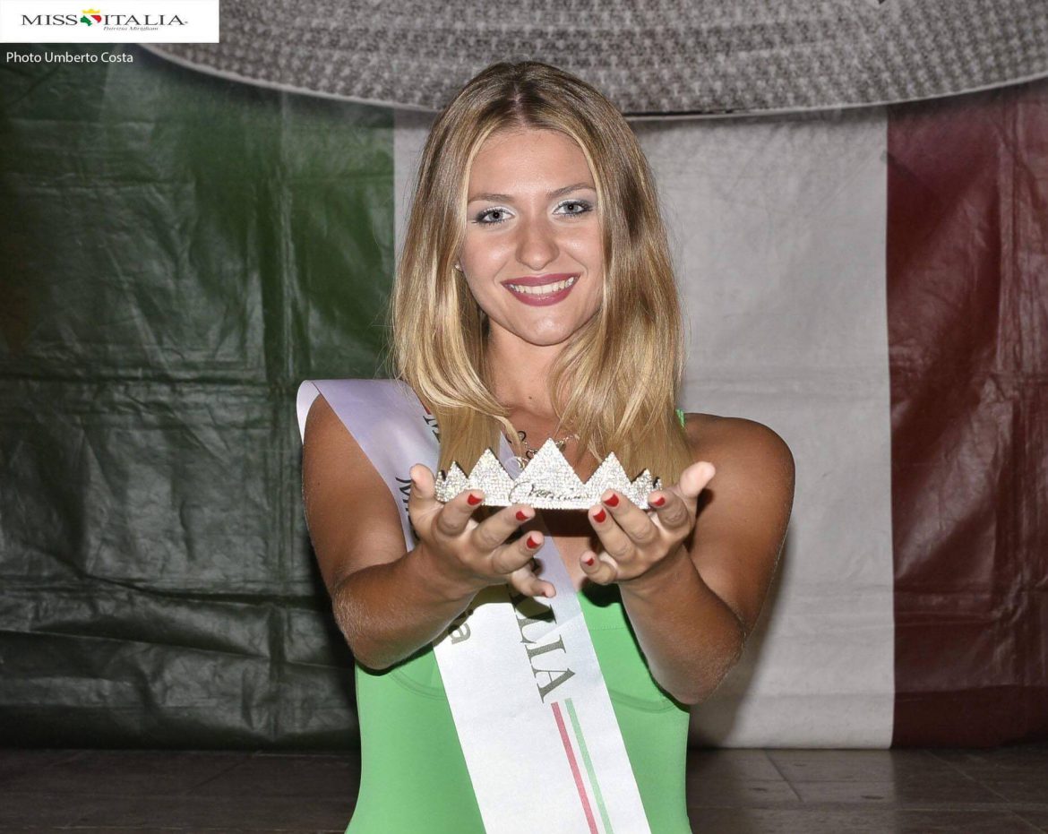 Finale regionale, Elisabetta Lucchese è la nuova Miss Sicilia  La fascia di Miss Noto Barocca a Giusy Marasà