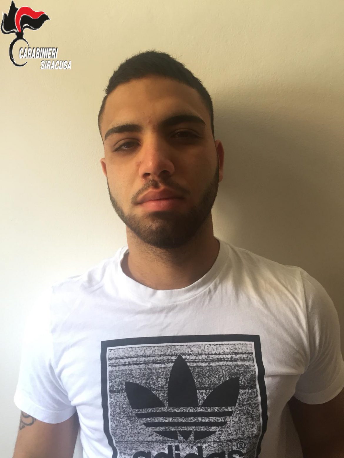 SIRACUSA – CARABINIERI ARRESTANO 45ENNE PER EVASIONE.