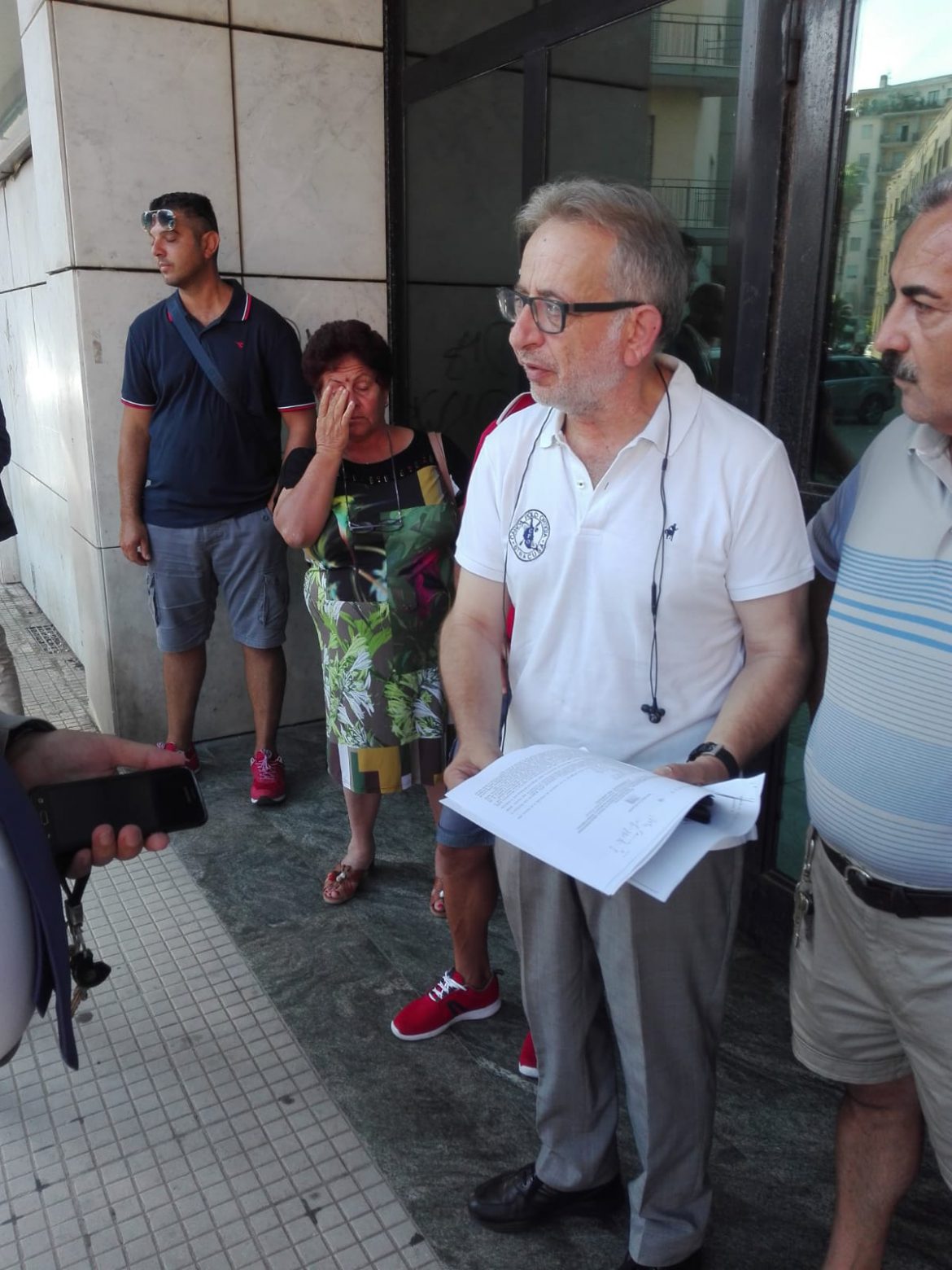 VINCIULLO-ALOTA-BASILE-CASTAGNINO: Protesta sul Canale Galermi perché vogliamo chiarezza, l’inizio dei lavori e sapere che fine hanno fatto i 520 mila euro.