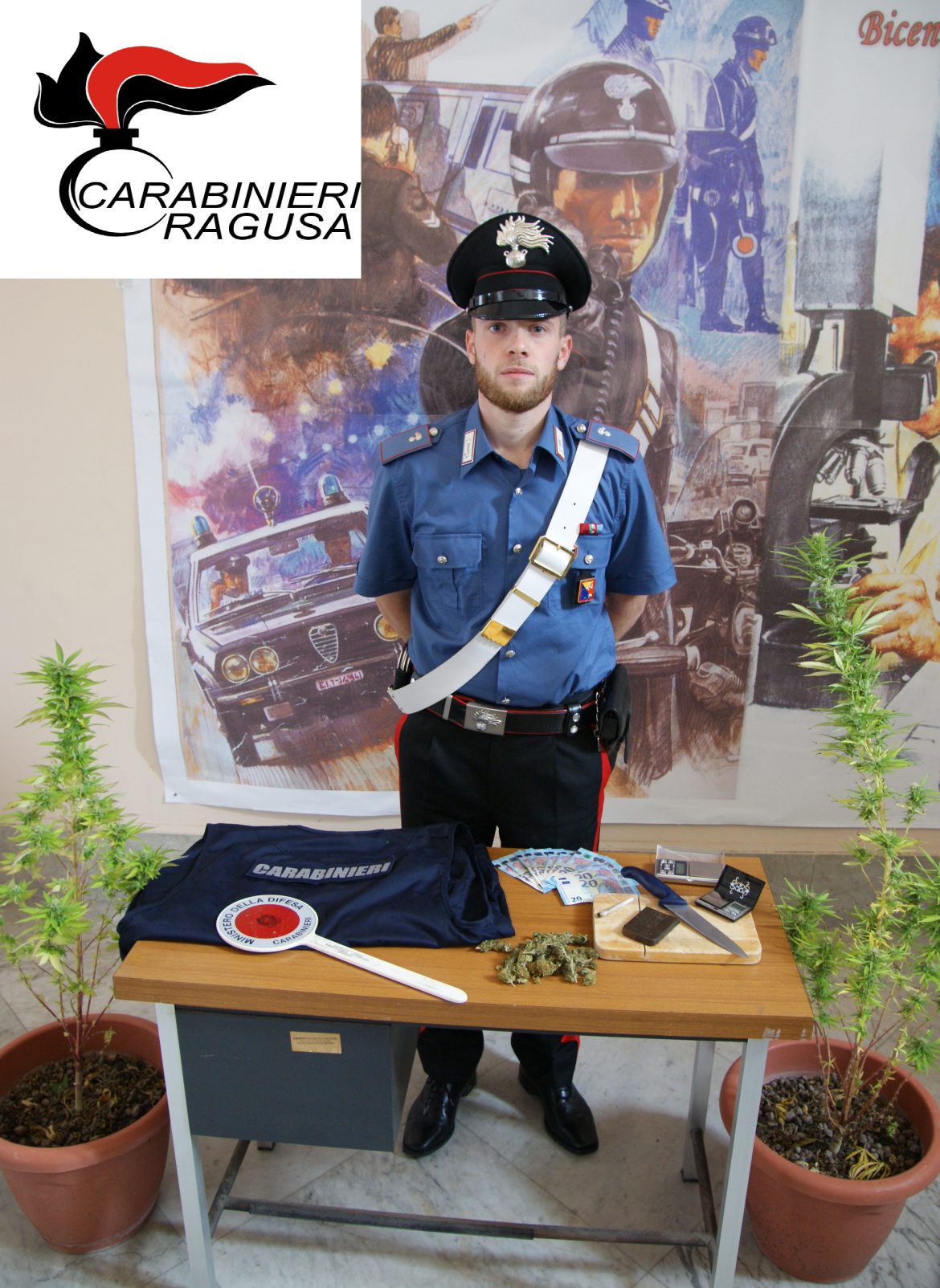 RAGUSA:  coltivava la marijuana in casa per essiccarla e venderla: arrestato un 28enne di Frigintini.