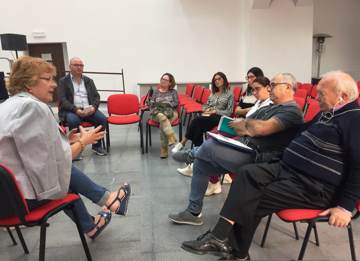 PACHINO – Migranti e residenti, parte il confronto sui progetti di   volontariato. L’assessore Baglivo: «Importante fare rete»