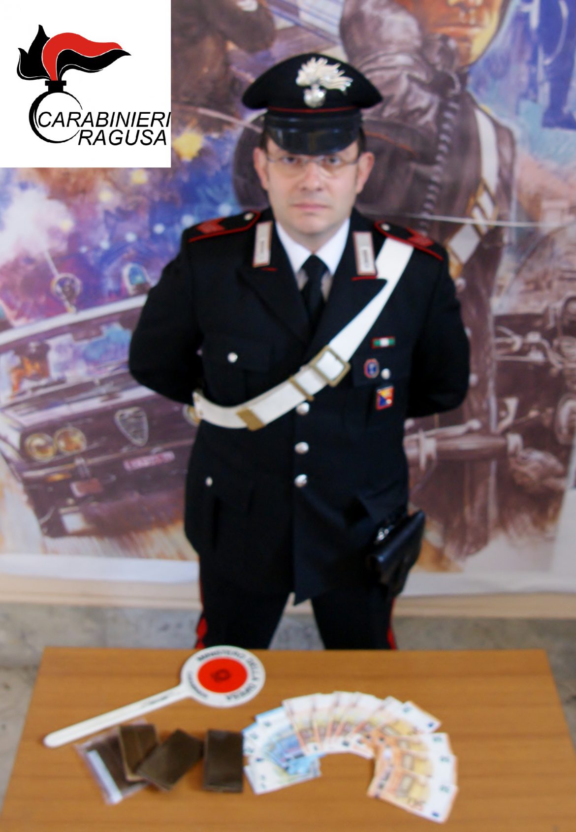 RAGUSA:  Servizi di controllo del territorio. I Carabinieri arrestano un ragusano con 400 grammi di hashish.