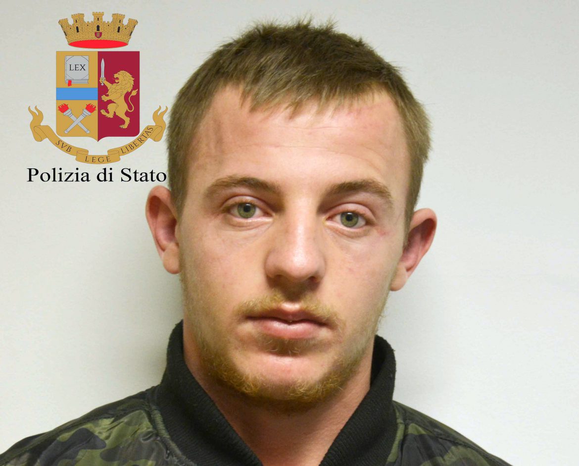 RAGUSA – La Polizia di Stato sottopone a fermo di indiziato di delitto ladro solitario.