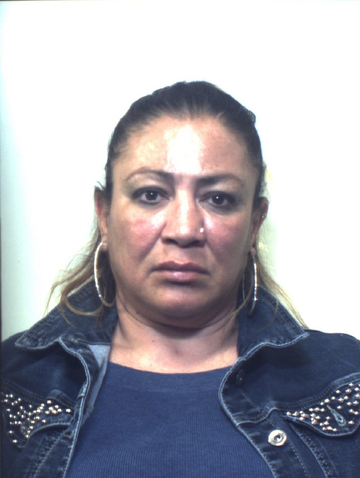 AUGUSTA (SR). TACCHEGGIATRICE ARRESTATA DAI CARABINIERI PER FURTO ALL’INTERNO DI UN CENTRO COMMERCIALE.