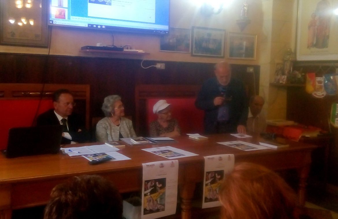 ISPICA – Presentato il libro “Pasqua in paese”, il viaggio spirituale di Angela Caruso e Carlo Maiorca