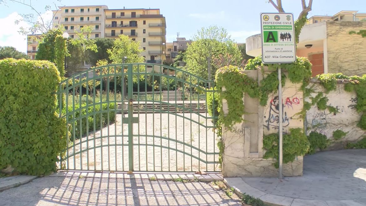 VILLETTA DI VIA SILLA A MODICA. CARPENTIERI: “PERCHE’ CHIUSA?”