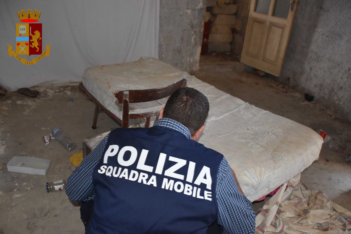 RAGUSA – Operazione “GREENHOUSE”- Romena faceva prostituire la figlia 13enne