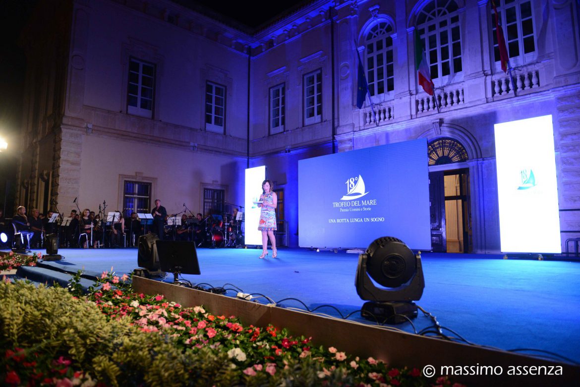 POZZALLO – ATTESA PER LA 19ª EDIZIONE DEL TROFEO DEL MARE. SVELATI I NOMI DEI PRIMI SEDICI SELEZIONATI, TRA UOMINI, DONNE E ASSOCIAZIONI, CHE SI CONTENDERANNO L’AMBITO PREMIO INTERNAZIONALE IL PROSSIMO 27 LUGLIO