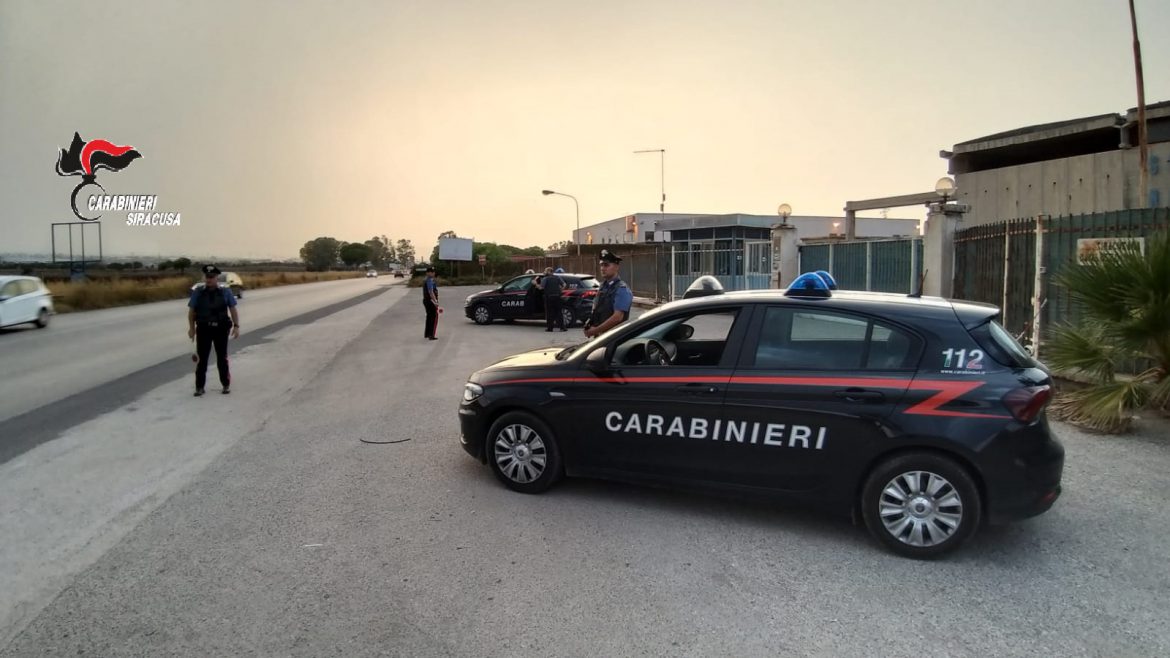 SIRACUSA. SERVIZIO A LARGO RAGGIO DEI CARABINIERI: DENUNCE, SANZIONI AMMINISTRATIVE E MIRATI CONTROLLI SUL TERRITORIO.