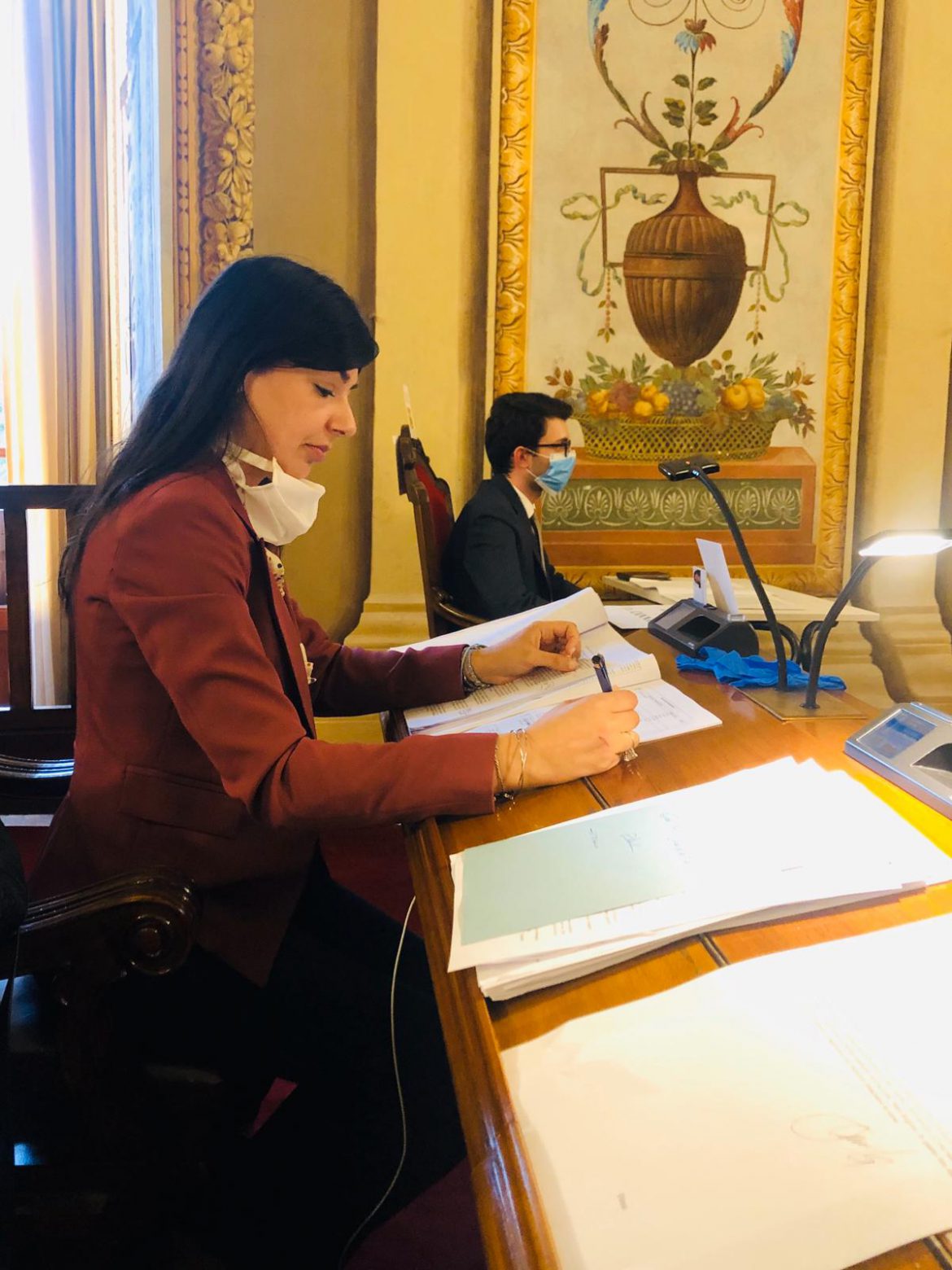 On. Rossana Cannata: “Sì a fondi ai Comuni e agli operatori economici