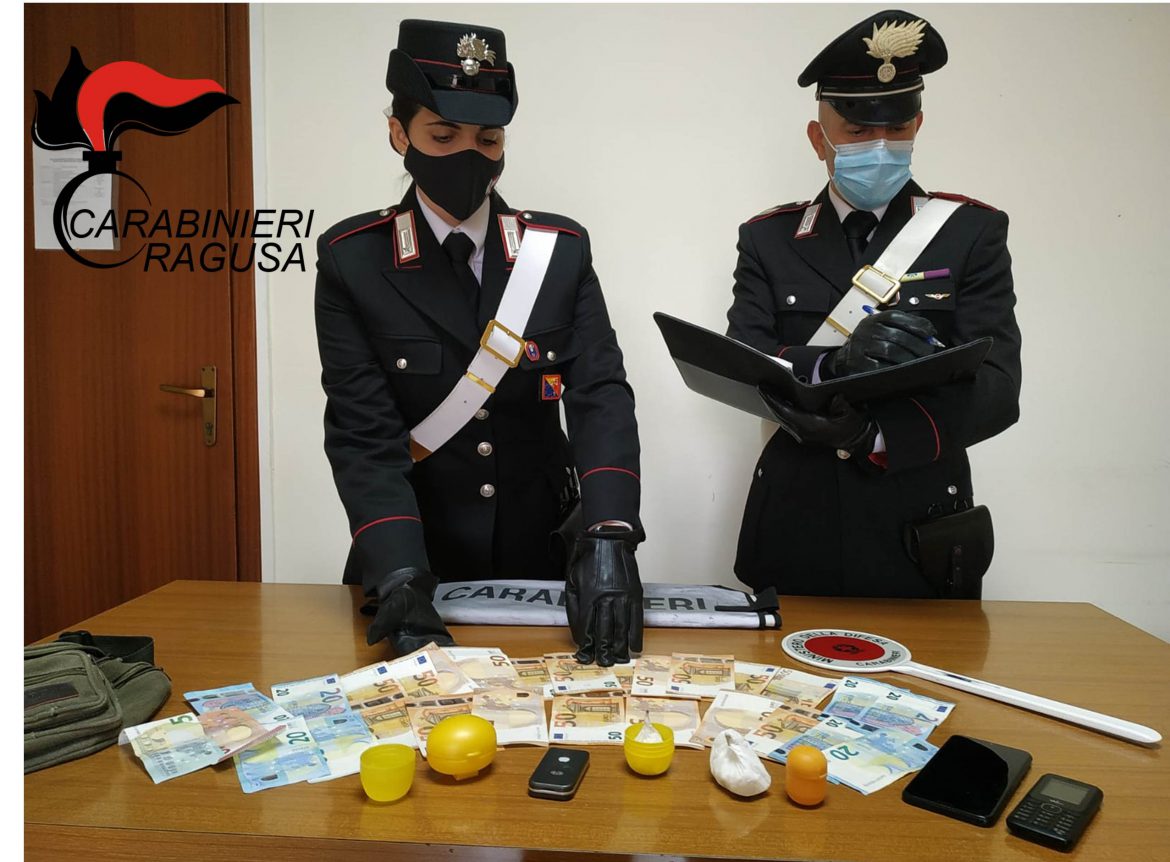 VITTORIA – Sorpreso con oltre 40 grammi di cocaina: arrestato pusher di 38 anni.