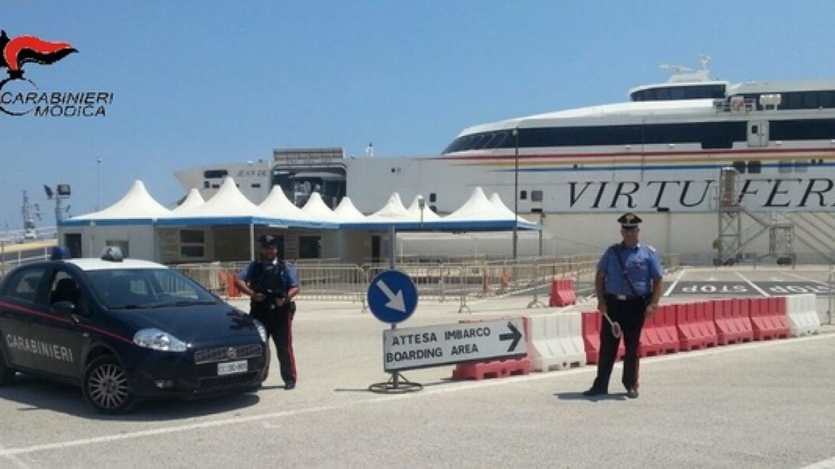POZZALLO:  I Carabinieri Respingono alla Frontiera un Clandestino.
