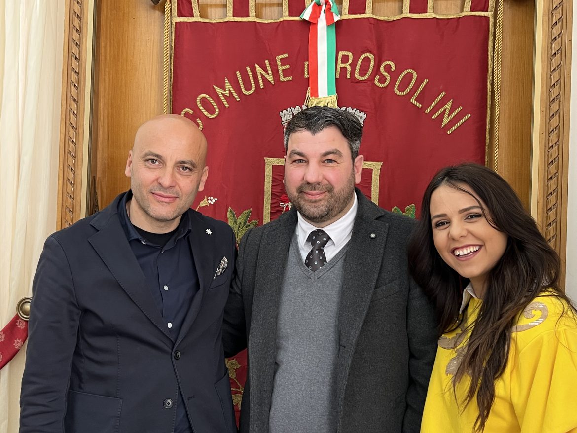 ROSOLINI- DUE NEW ENTRY NELLA GIUNTA DI ROSOLINI, L’ESECUTIVO TORNA AD ESSERE AL COMPLETO. IL SINDACO SPADOLA RIMESCOLA LE DELEGHE