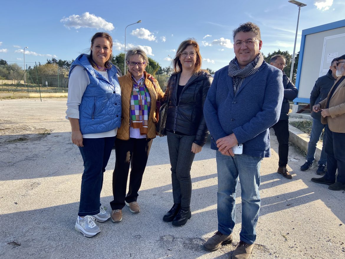 SIRACUSA – ALLA PRESENZA DEL PREFETTO SCADUTO E DELLA CIA RIAPERTO L’OSTELLO PER I LAVORATORI AGRICOLI STAGIONALI