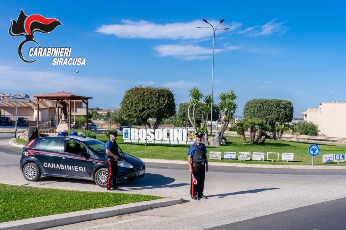 ROSOLINI (SR). I CARABINIERI ARRESTANO UN PREGIUDICATO DI 24 ANNI PER TENTATA RAPINA, DETENZIONE E PORTO ABUSIVO DI ARMI.