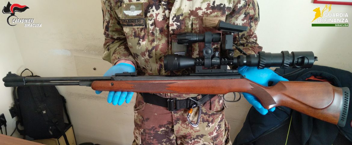 SIRACUSA – Mafia a Ortigia: 26 indagati ,sequestrati quasi 40.000 euro in contanti,droga tipo hashish e cocaina.