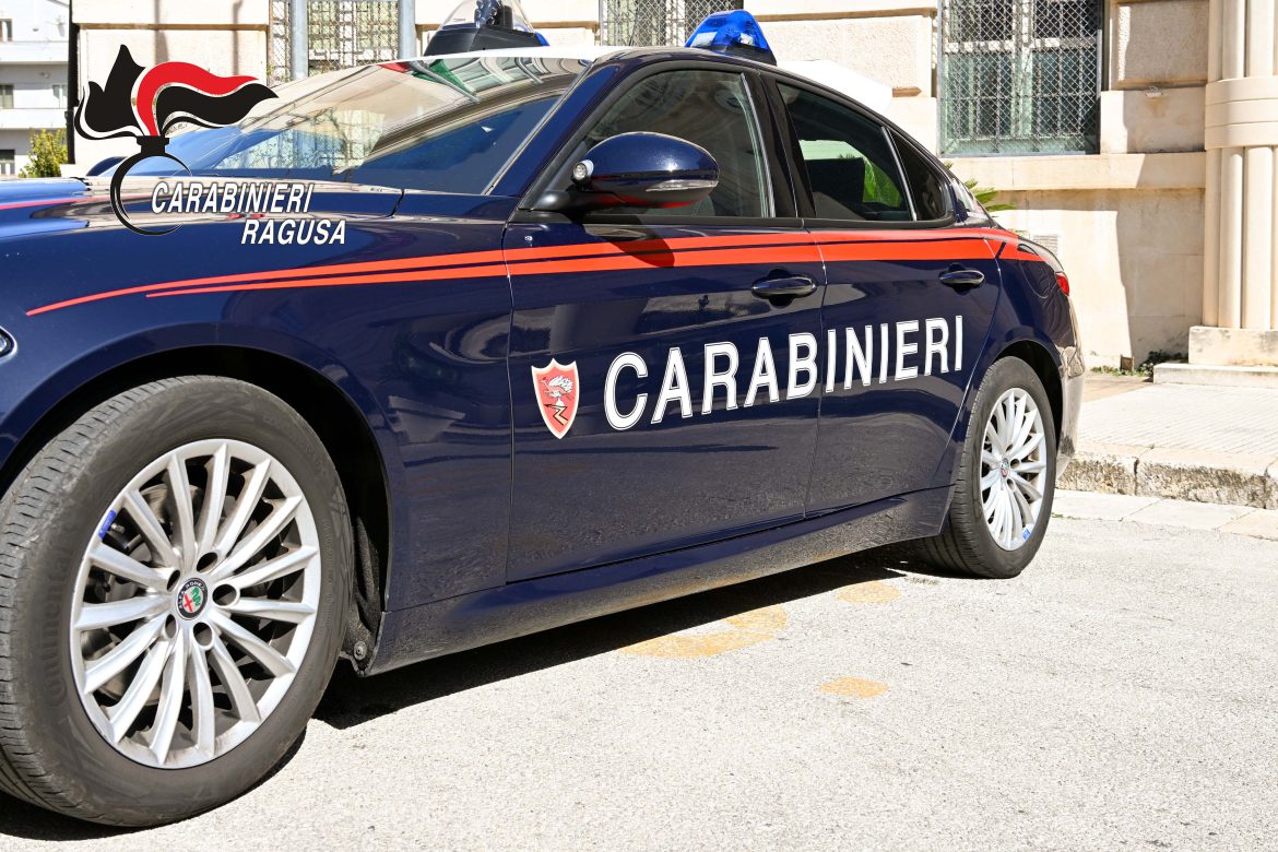 A Ragusa con un coltello in tasca. Denunciato 16enne.
