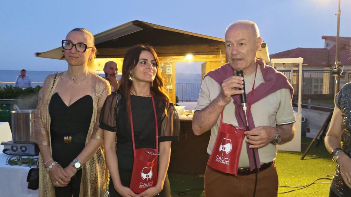 POZZALLO – UN SABATO DA INCORNICIARE PER LA IV EDIZIONE DI CALICI DEI CABRERA – A … mare il vino.