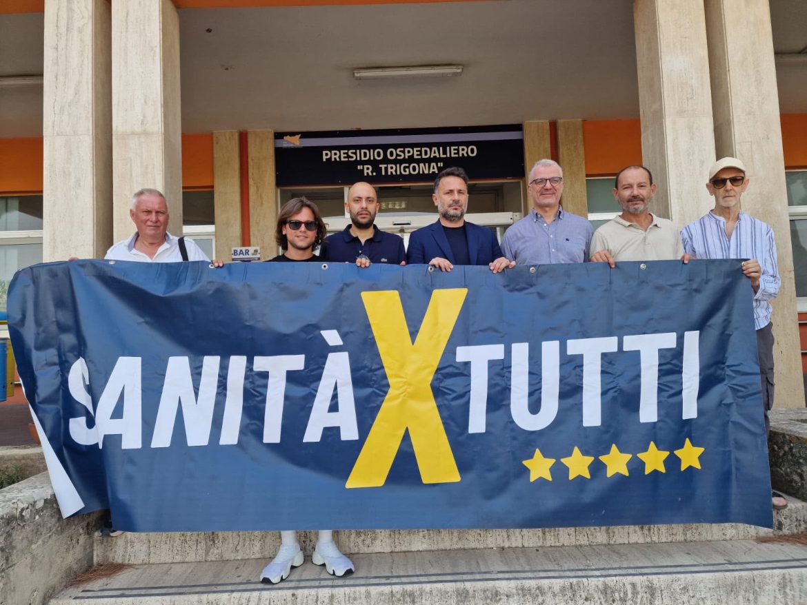 SanitàXTutti, il Movimento 5 Stelle negli ospedali del Siracusano: ascolto, sopralluoghi e denunce per rilanciare la sanità pubblica.