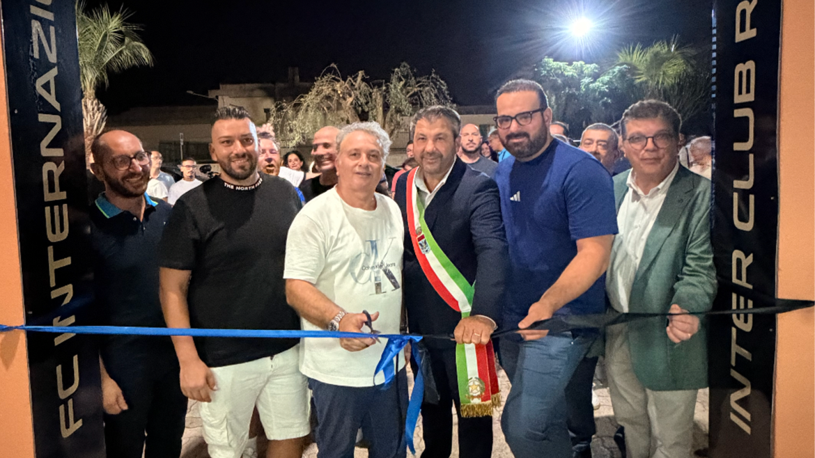 ROSOLINI – Grande partecipazione ieri, 29 agosto, per l’inaugurazione ufficiale della nuova sede dell’Inter Club Rosolini, alla presenza di numerosi tifosi, famiglie, giovani e cittadini.